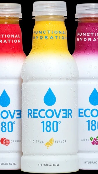 Instagram post by @chelseaagreen for DrinkRecover. Caption reads: 🚨 @drinkrecover GIVEAWAY 🚨 You know I love my....