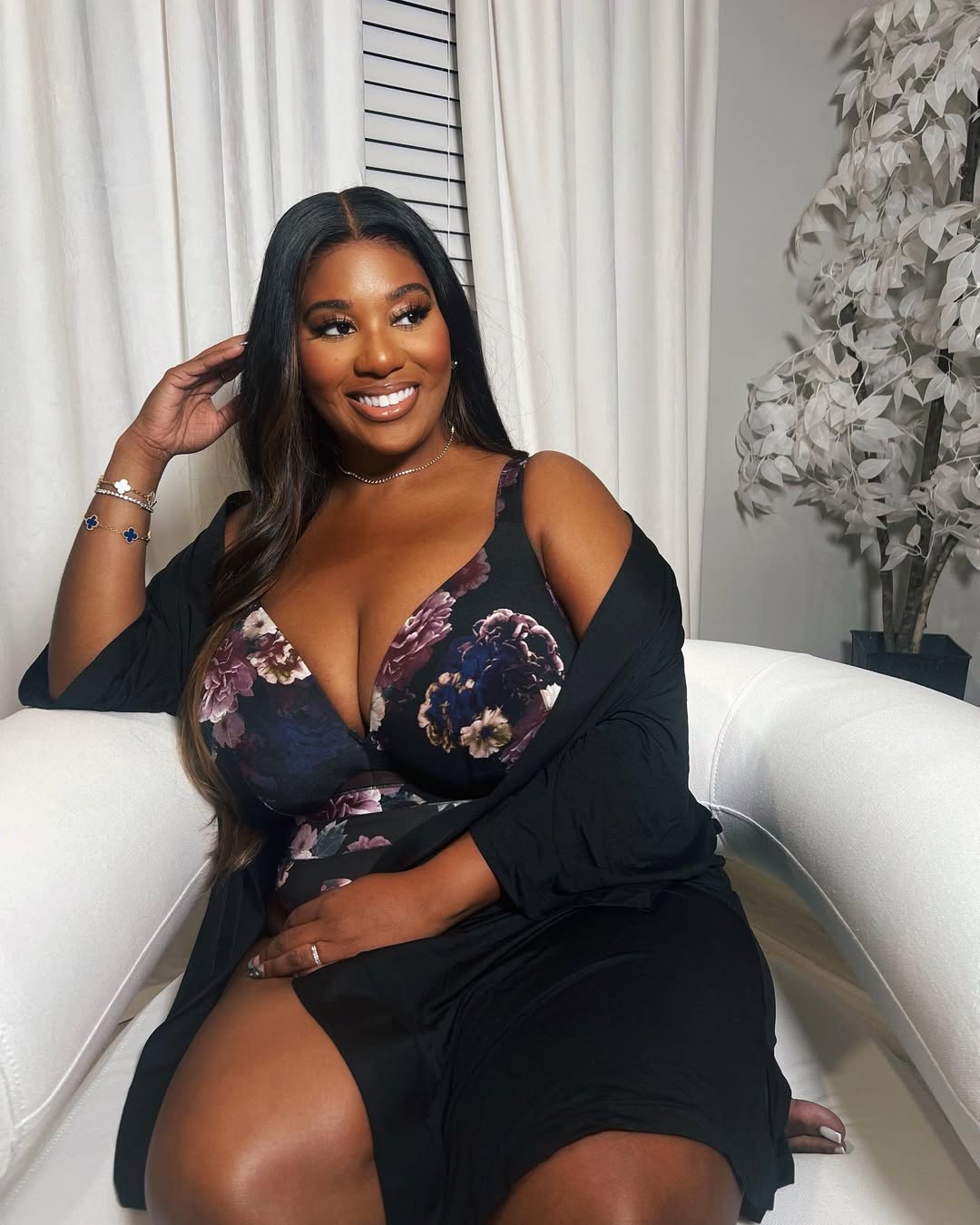 Instagram post by @pocketsandbows for Lane Bryant. Caption reads: Lounging in the NEW Comfort Bliss Plunge....