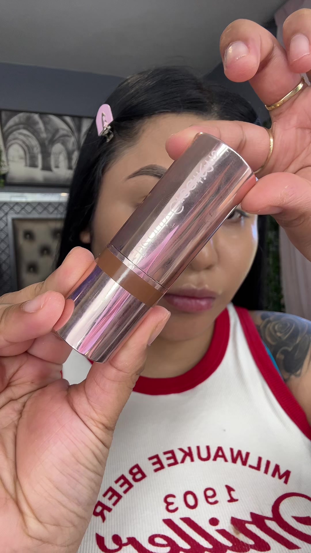 TikTok post by @ciinthya_xoxo for Beauty Creations México. Caption reads: @Beauty Creations Cosmetics #tiktokshop #countour....
