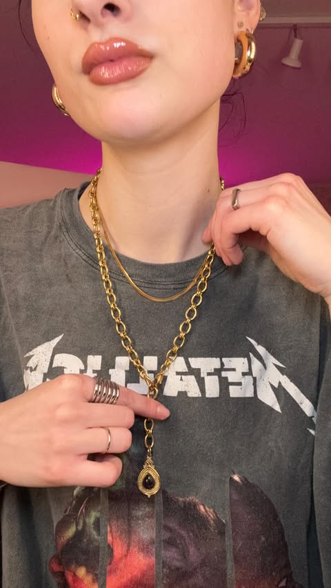 Instagram post by @hellahamblok for Ethnasia Jewelry. Caption reads: Advertentie|gifted Thank you @ethnasia_jewelry....