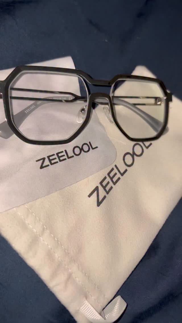 Instagram post by @carringtonusa for Zeelool. Caption reads: Swagged out with @zeelool #ad #zeelool.