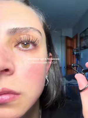 TikTok post by @nicxlashes for JOOCYEE US. Caption reads: [...] #mascara #eyelashes @JOOCYEE OFFICIAL....