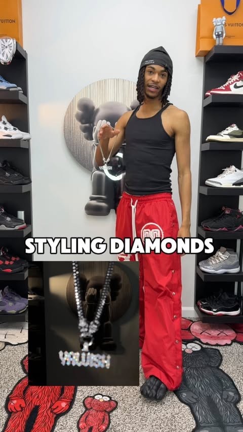 Instagram post by @superstarjavon for Aporro. Caption reads: [...] accessories you grabbing this season?....
