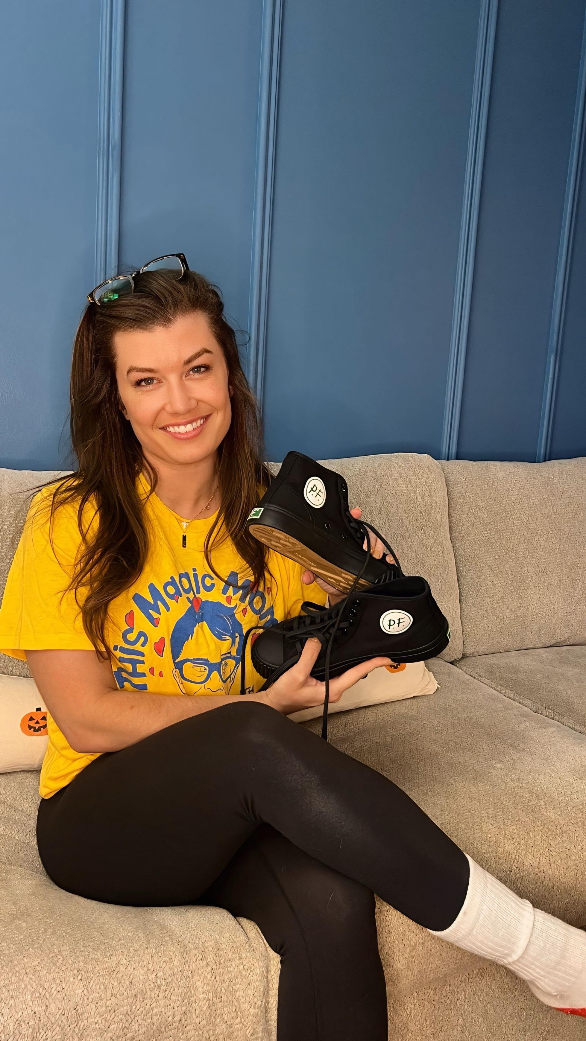 Instagram post by @melanielynnen for HOMAGE. Caption reads: [...] Series full of ✨magic moments✨ with @homage....