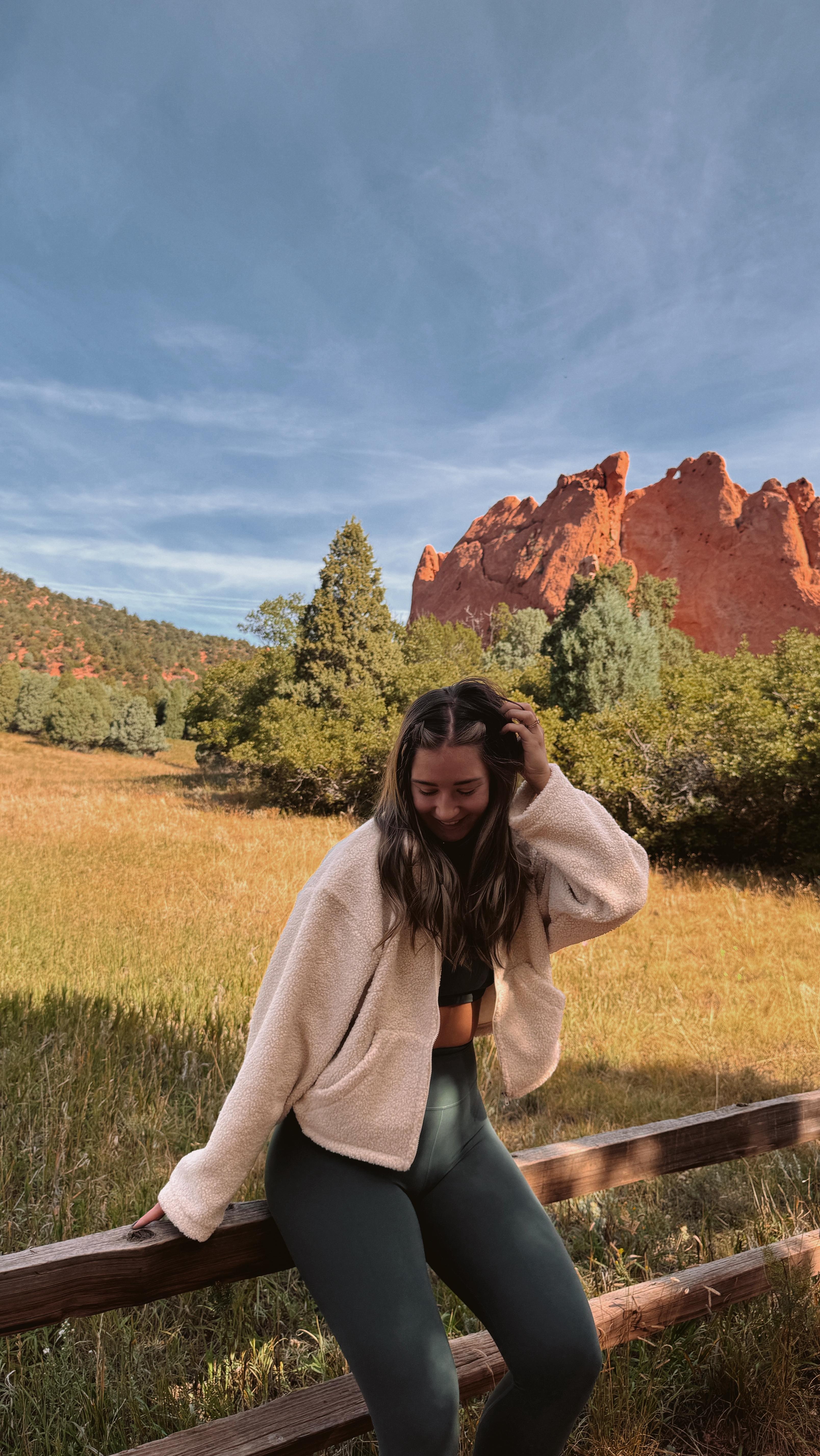 Instagram post by @hanncoleman for PinkBlush Maternity. Caption reads: Fourth trimester couples fit: @underarmour sweat....