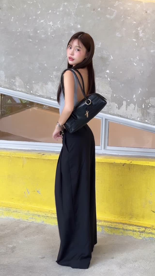 Instagram post by @__inthira for ALDO Shoes. Caption reads: [...] ⚡️ @aldo_shoes #ALDOCrew #ALDOShoesTH.