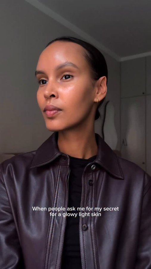 Instagram post by @jasminkuusiniemi for CAIA Cosmetics. Caption reads: AD @caiacosmetics | Nothing better than a light....