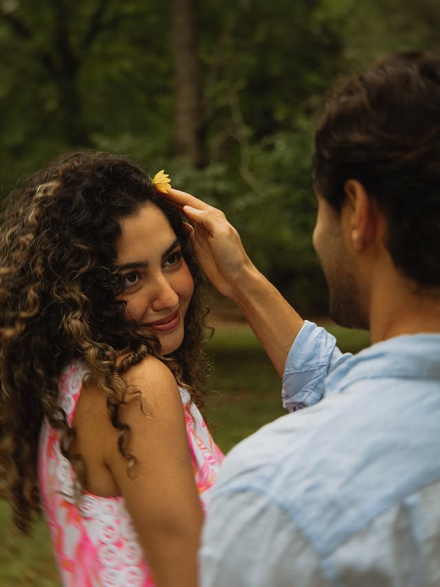 Instagram post by @yaszre for Lilly Pulitzer. Caption reads: It’s ok to live a life that others will never....