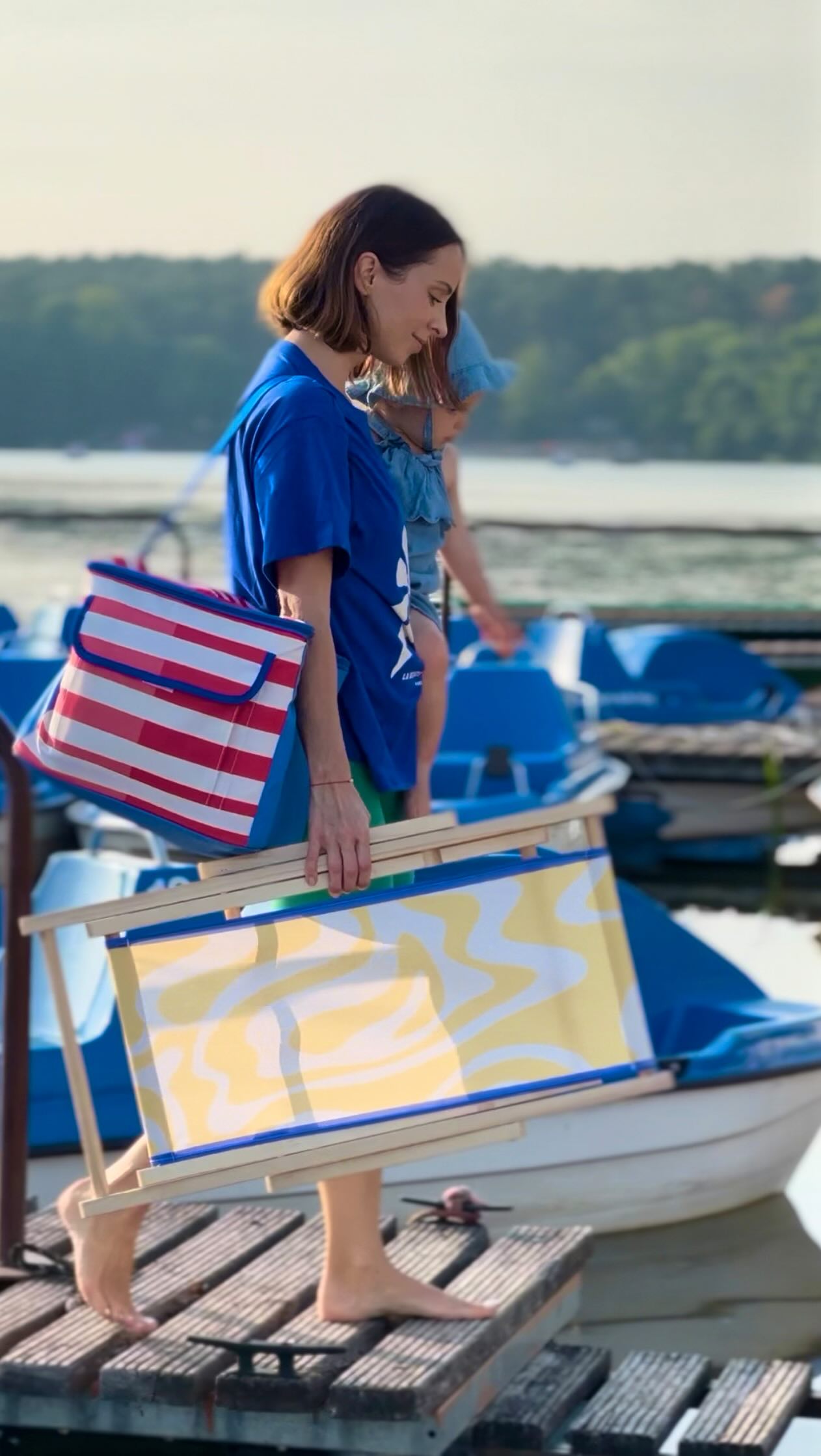 Instagram post by @pinalaba for Homla. Caption reads: 💙W nowej kolekcji Colour Blocks od @hellohomla....