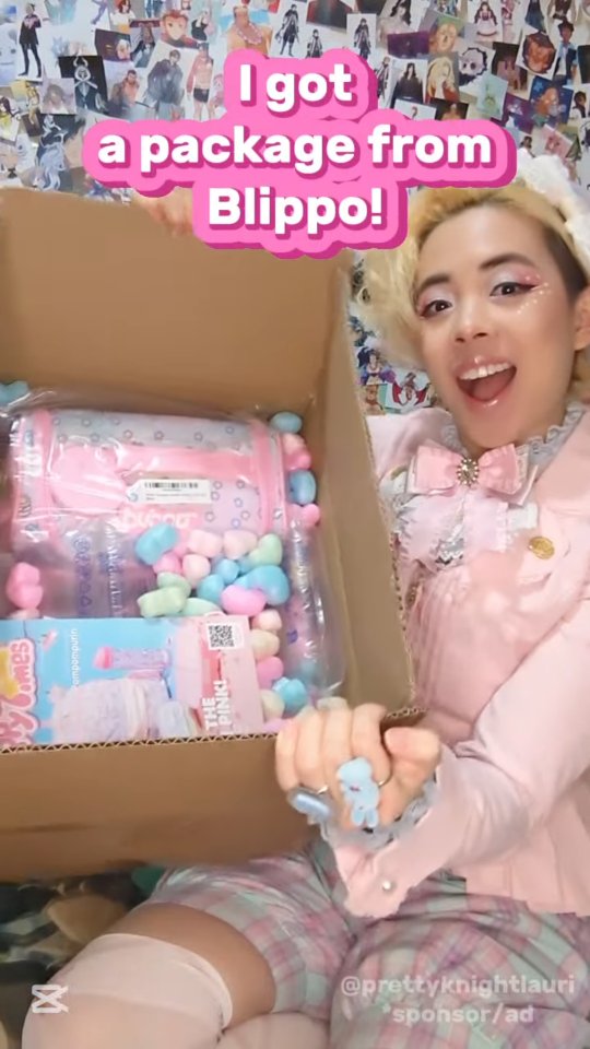 Instagram post by @prettyknightlauri for Blippo. Caption reads: Let's unbox my 🌟 @blippo package! Thank you....