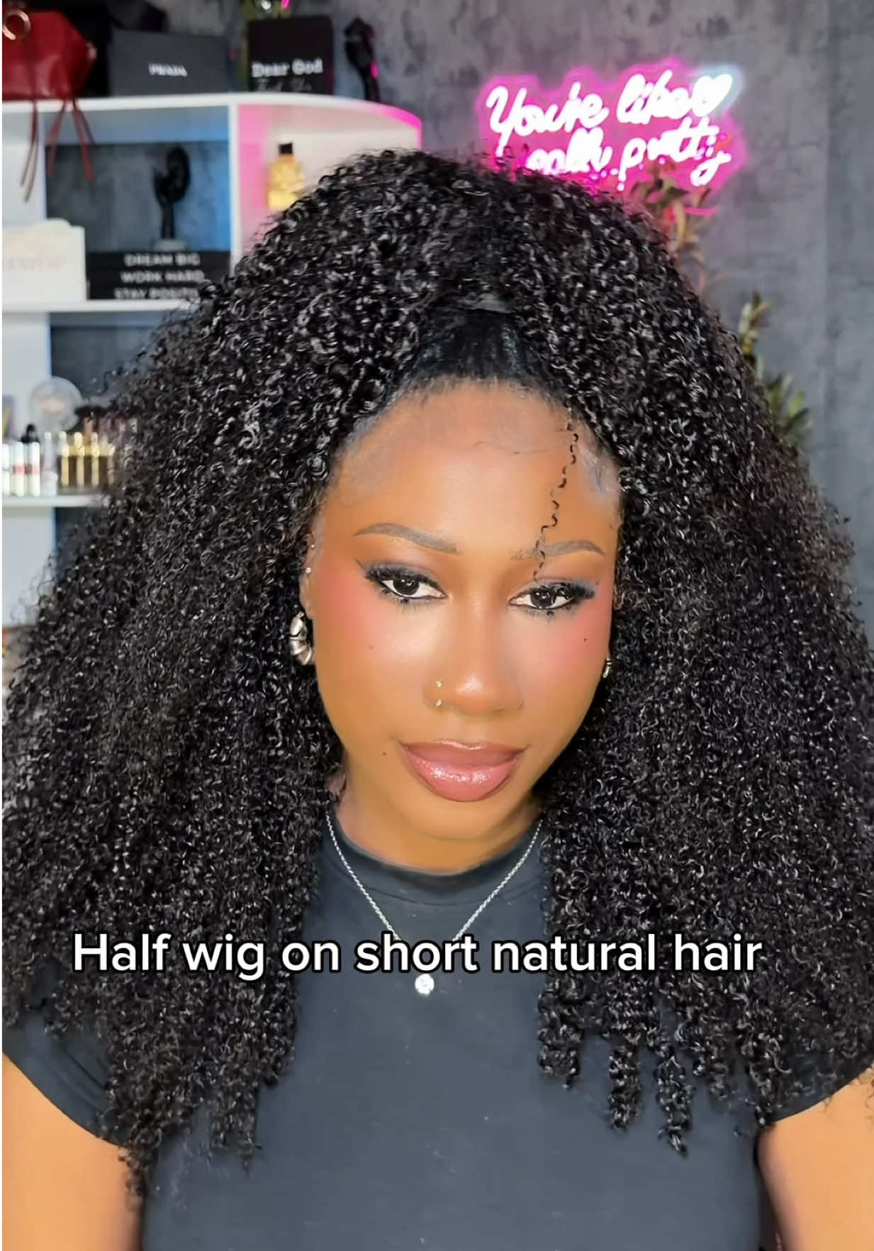 TikTok post by @arriisbad for OQHAIR. Caption reads: [...] on short natural hair 😍 your sign to get....