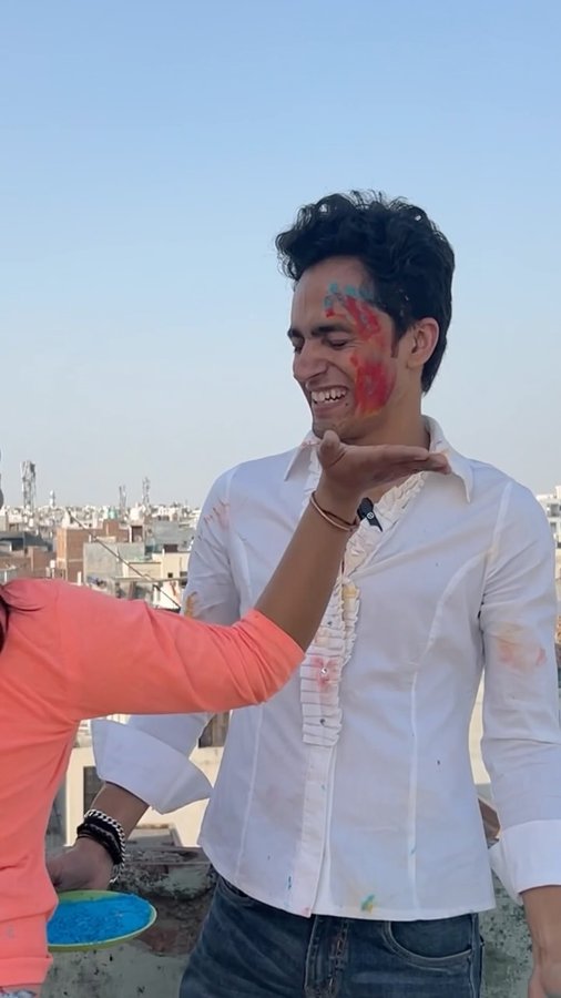 Instagram post by @irajatofficiall for WinBuzz. Caption reads: @winbuzzofficial Visit Now -....