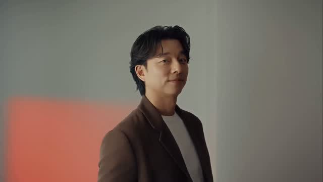Instagram post by @gongyooactor1079 for Repost App. Caption reads: Get @reshare_app • @voguekorea #광고 배우 공유와 카누가....