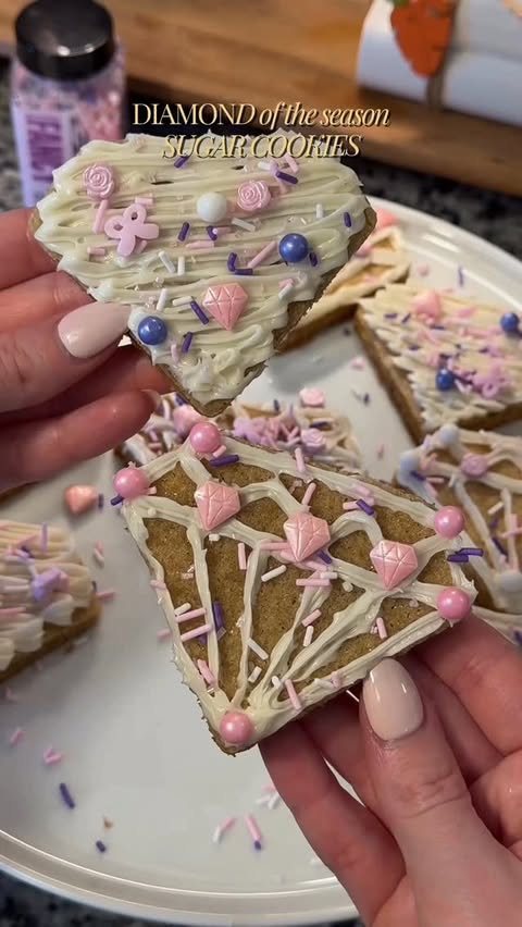 Instagram post by @lauras__bakery__ for Fancy Sprinkles. Caption reads: [...] the spotlight this season. With....