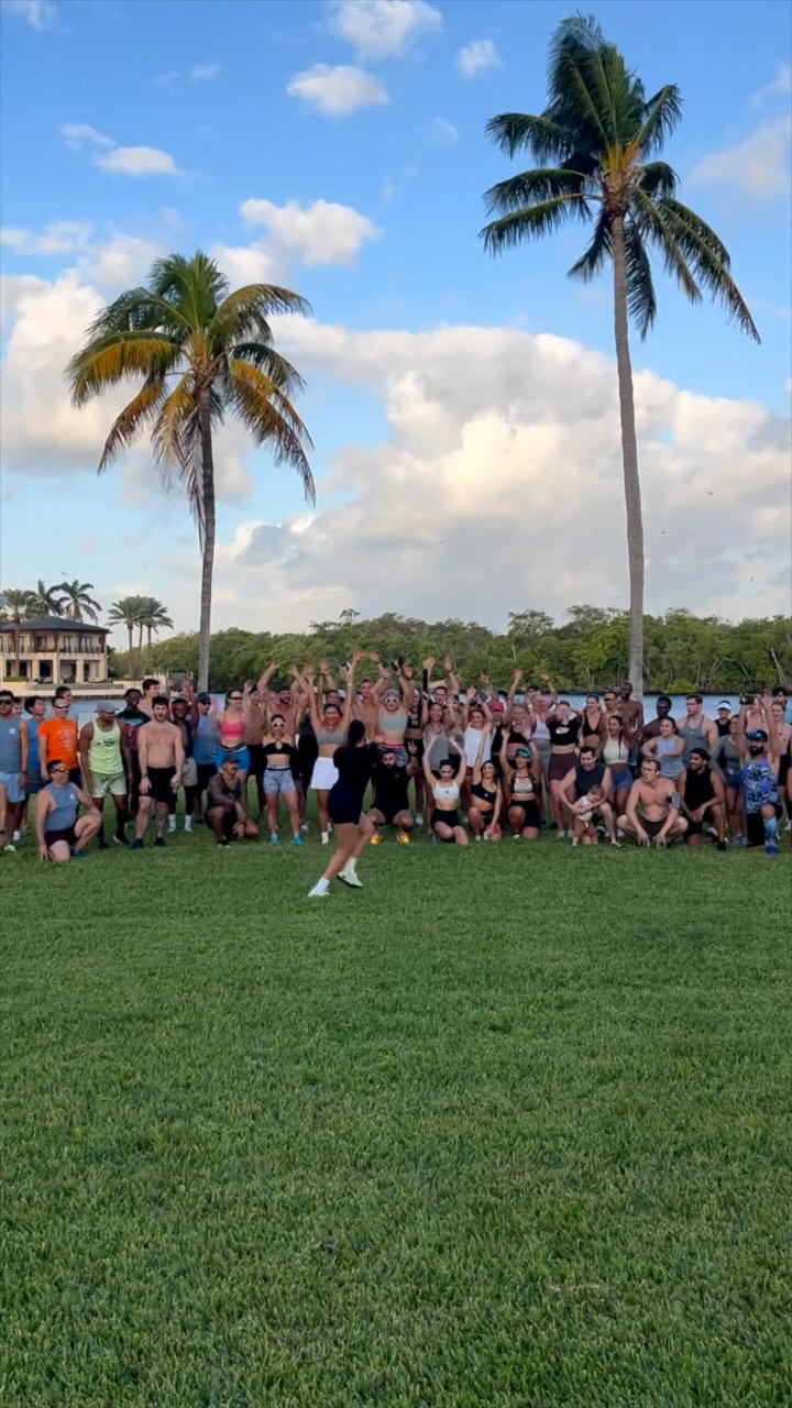 Instagram post by @bocarunclub for GoGo squeeZ. Caption reads: Boca Run Club 🤝 GoGo squeeZ® Active Fruit Blend....