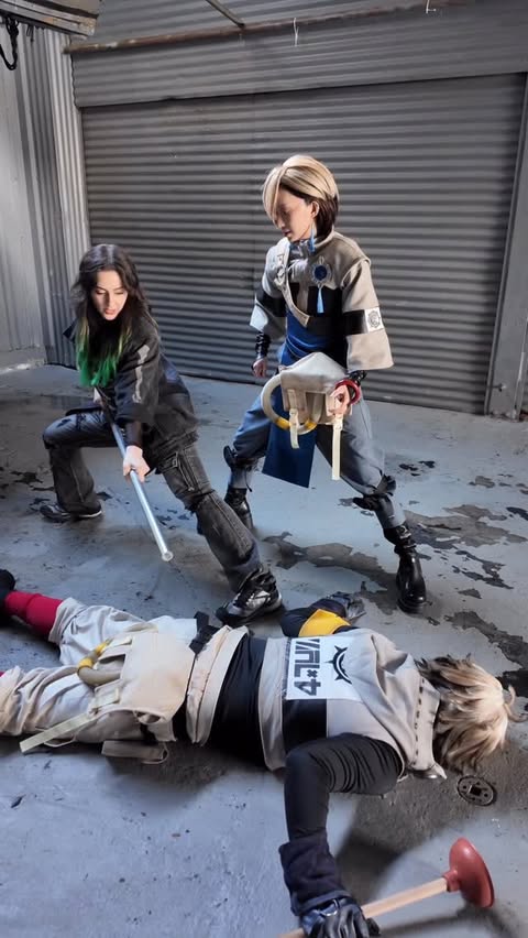 Instagram post by @fearfiction for Crunchyroll. Caption reads: [...] Here’s a behind the scenes look!....