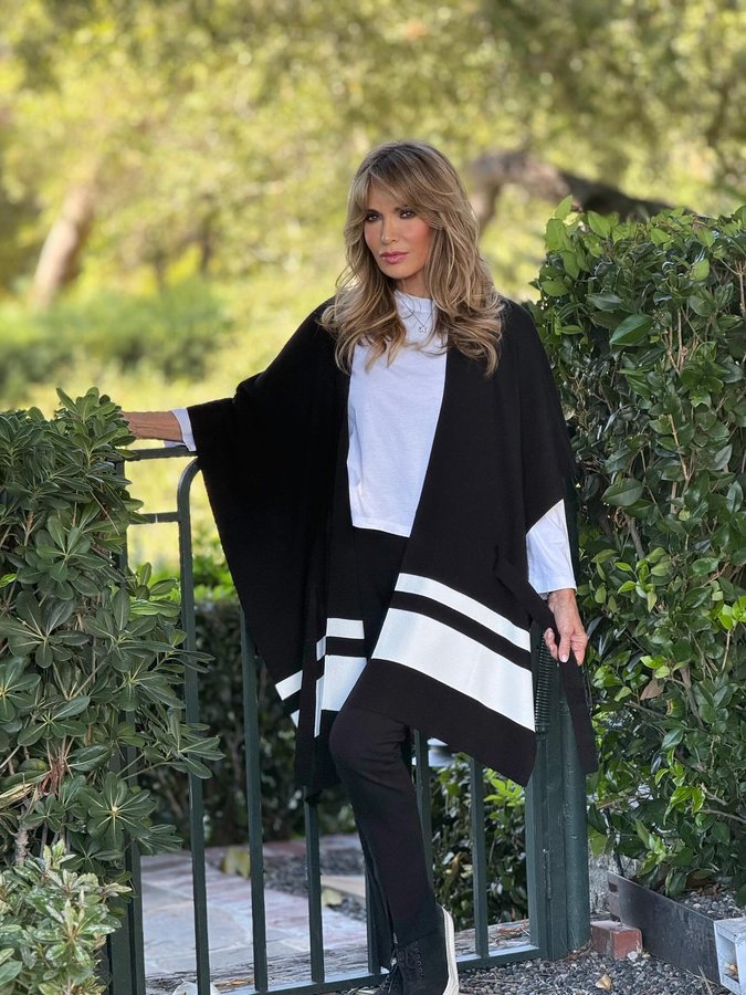 Instagram post by @realjaclynsmith for HSN. Caption reads: Fall-ing in love with these new pieces from....