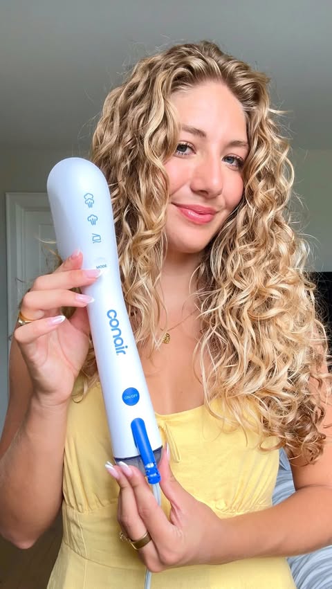Instagram post by @adrianamariedelic for Conair. Caption reads: [...] getting ready a little easier with @conair....