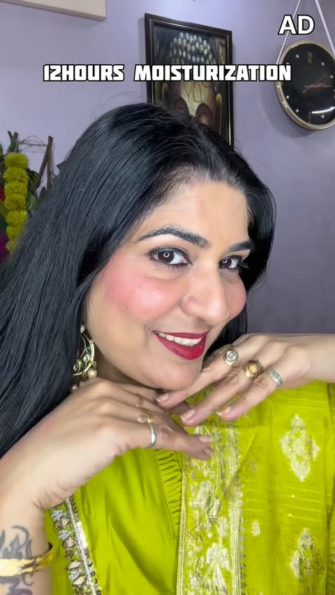 Instagram post by @kamlesh.mua for Purplle. Caption reads: #AD
✨ I’m wearing the Elle18 lit colour  lipstick....