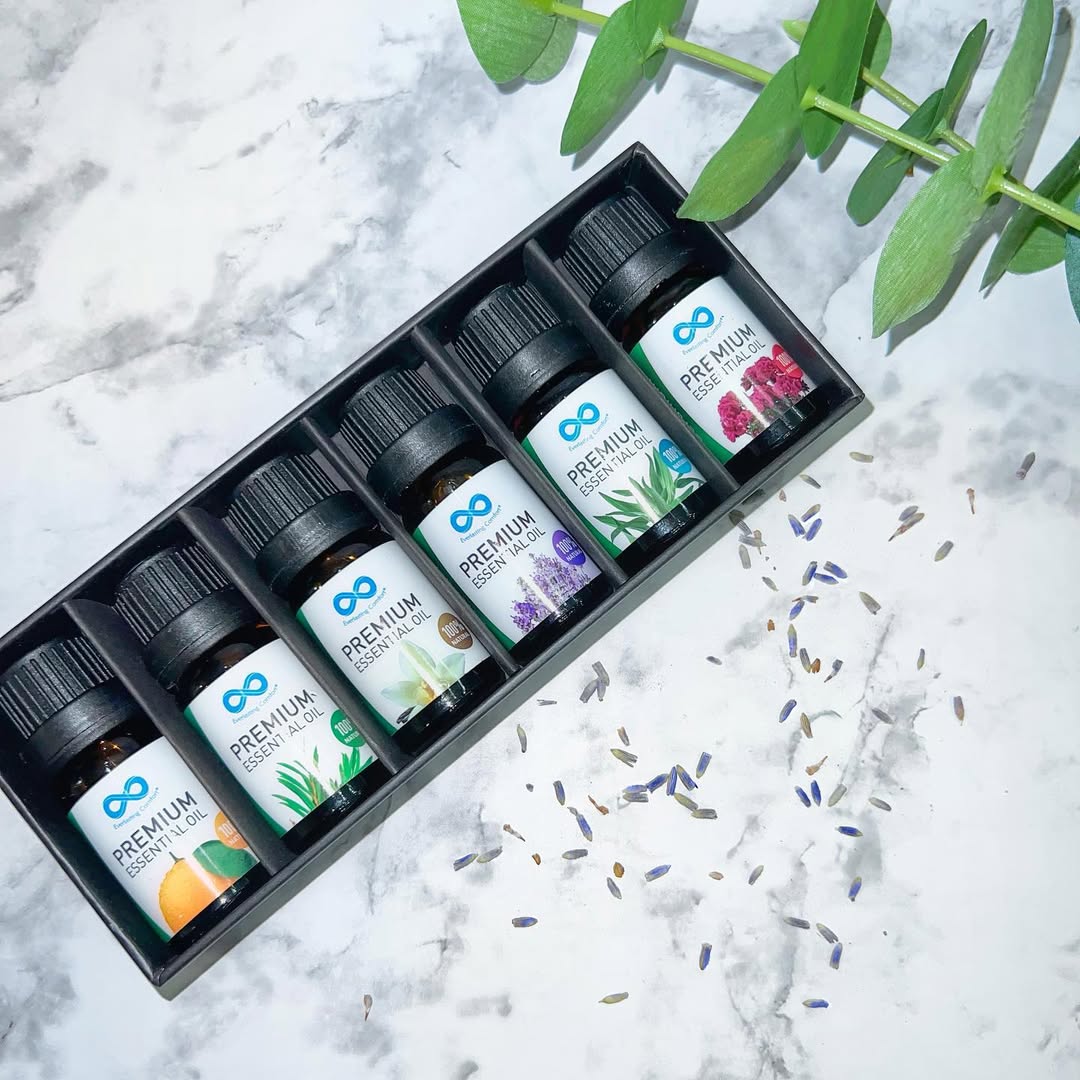 Instagram post by @neshnicole for Everlasting Comfort. Caption reads: I am in love with this Essential Oil Set from....