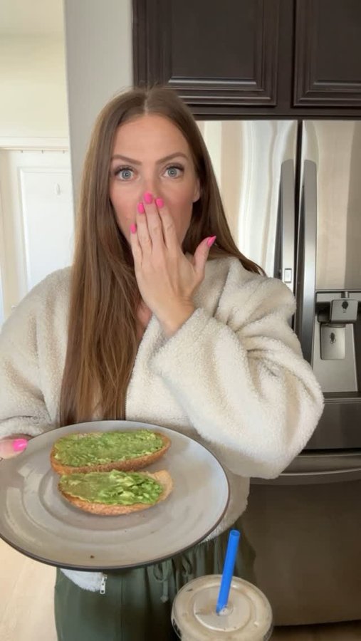 Instagram post by @mollyeledge for RP Strength. Caption reads: Just coffee for breakfast? No way, partner.

Early....