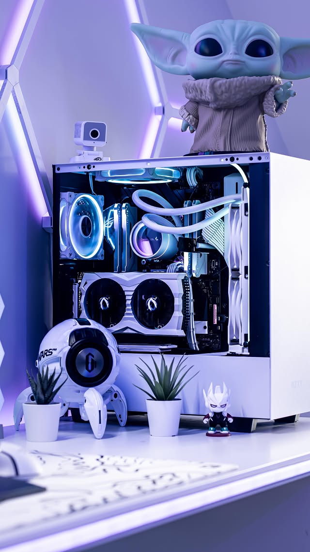 Instagram post by @bodacioustech for iFixit. Caption reads: [...] PC part 1, building is a breeze with my....