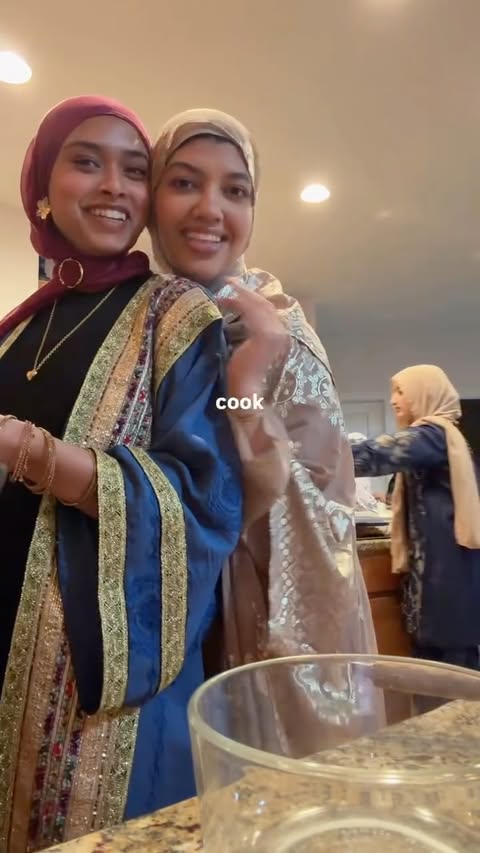 Instagram post by @hijabiwithahoodii for Shan Foods. Caption reads: [...] every Desi household swears by Shan!....