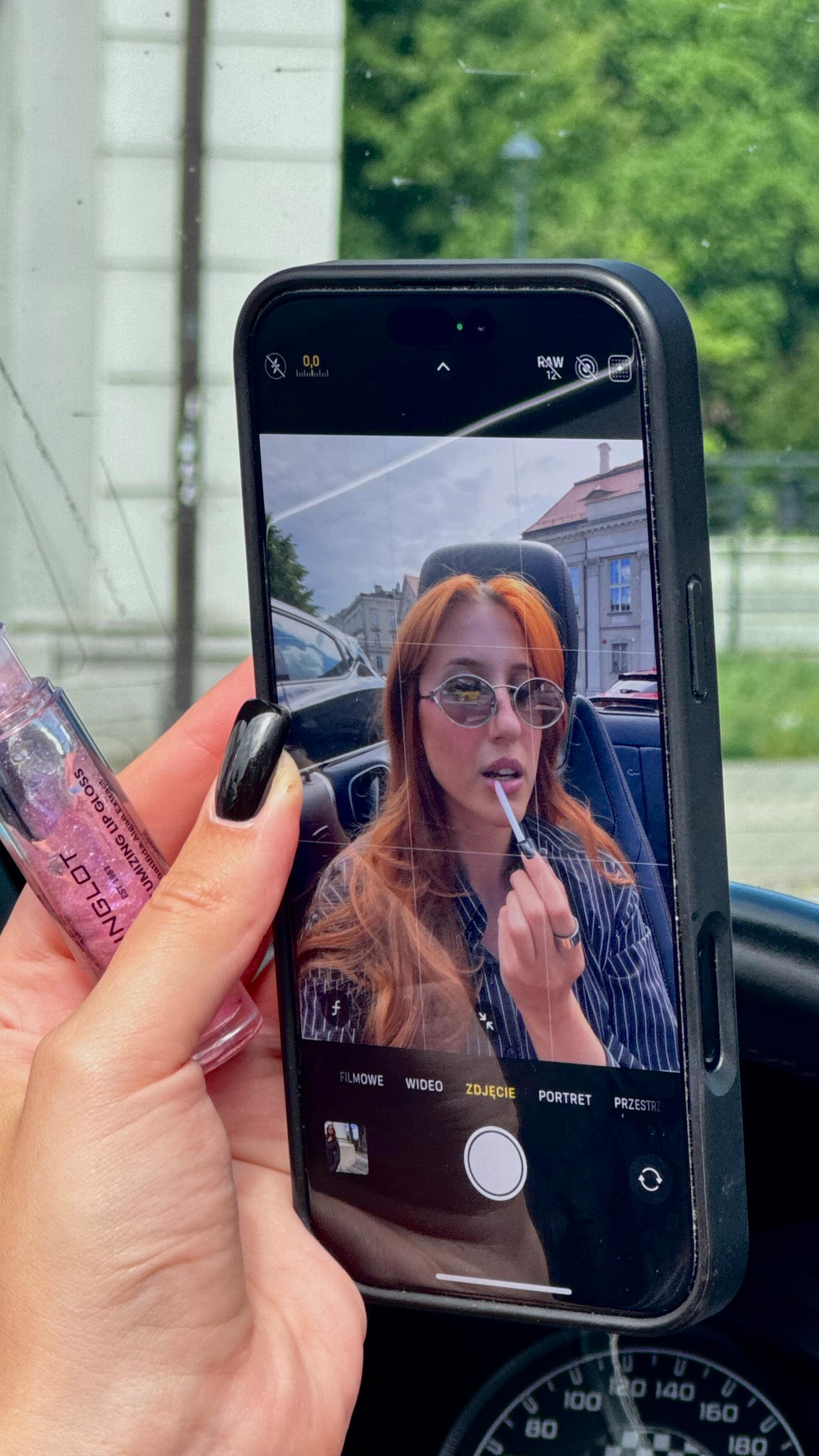 Instagram post by @nataliaskyx for Allegro. Caption reads: [reklama] #MINIVLOG i test kosmetyków z @allegropl....