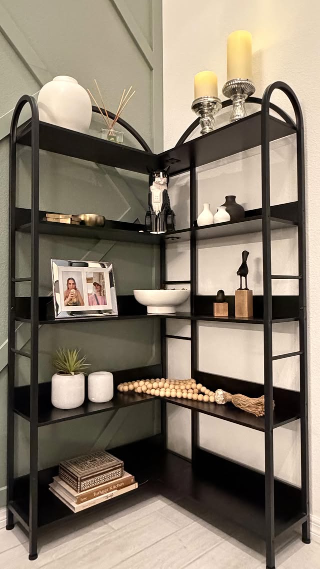 Instagram post by an influencer for Garvee. Caption reads: [...] #amazon #ad #collab #GarveeHome....