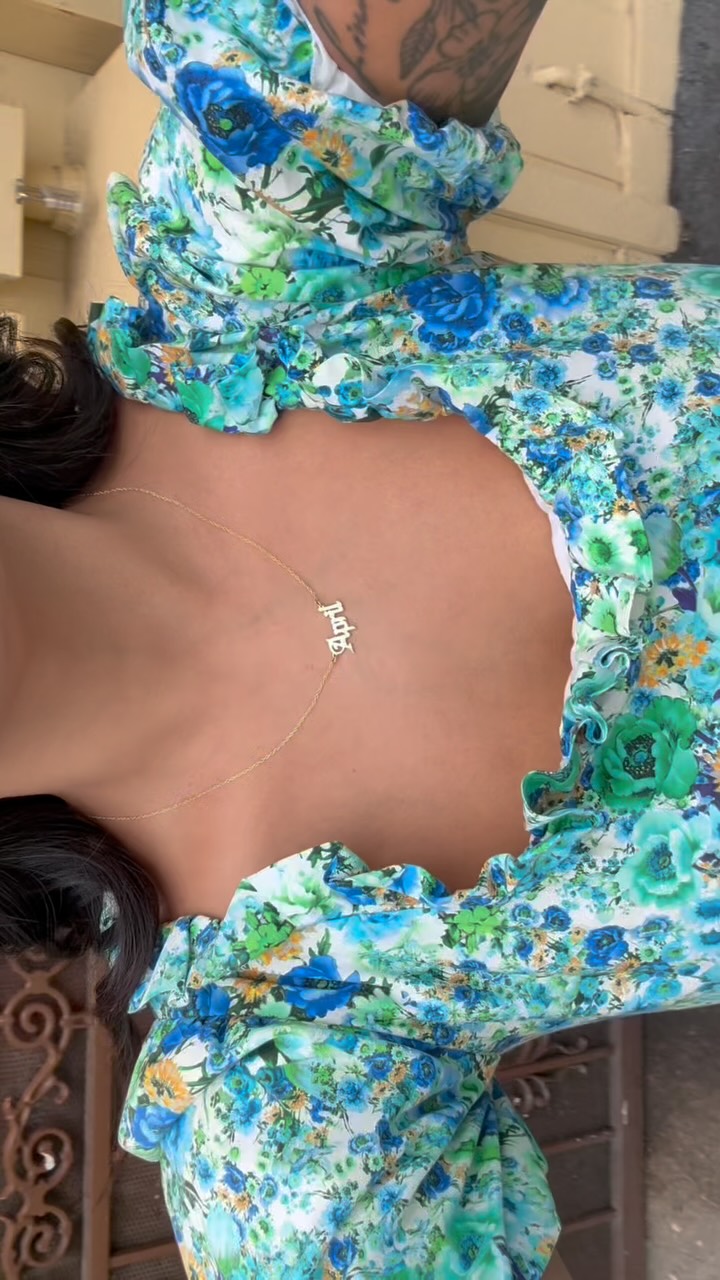 Instagram post by @heyprilll for Jewlr. Caption reads: Summer day with @jewlr ✿ Wearing my personalized....