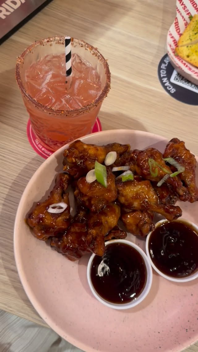 Instagram post by @_bonniemcqueen for TGI Fridays. Caption reads: what deal should we try next! @tgifridaysau.