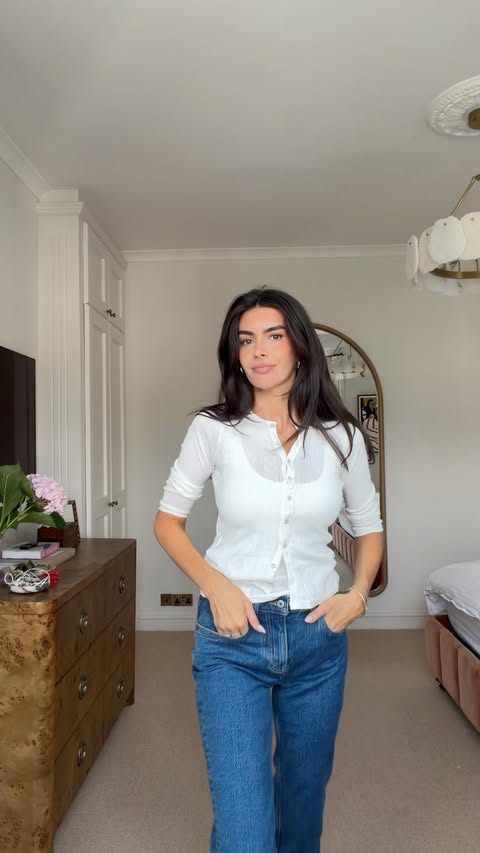 Instagram post by @georgiahabboo for Abercrombie & Fitch. Caption reads: Autumn staple haul!! Also there is 15-30% off....