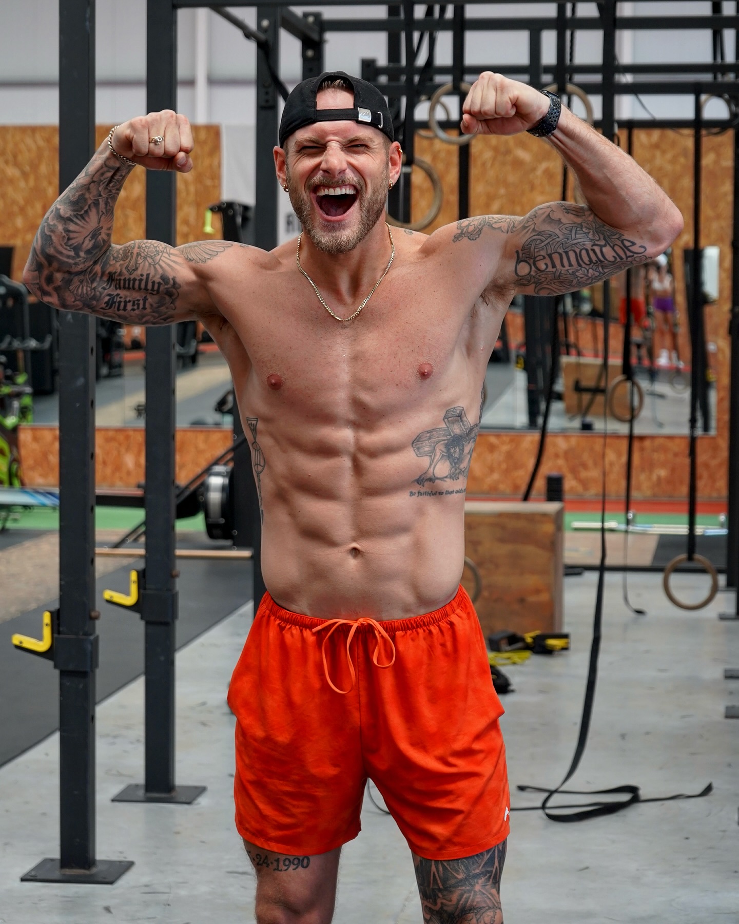 Instagram post by @derekprattfit for Men's Health. Caption reads: Back to the USA today after an incredible 2 weeks....