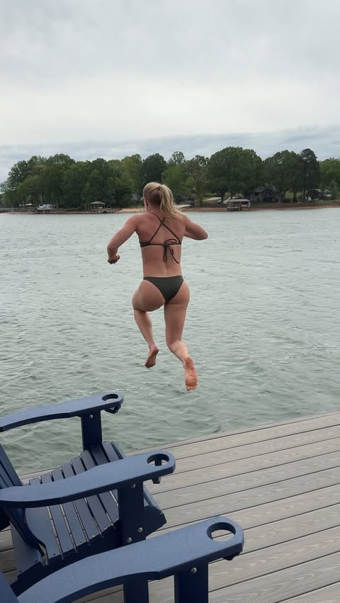 Instagram post by @__kaitlynjohnson__ for JOLYN. Caption reads: meet me at the lake!! 🌊🦆🩵 @jolynclothing •....