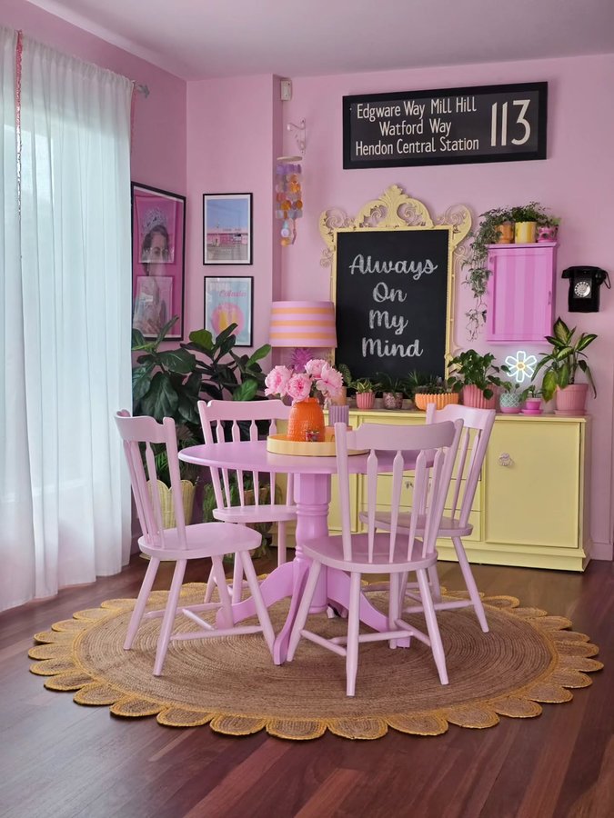 Instagram post by @el_loves_colour for Maia Homes. Caption reads: I thought this space was finished (who am I....