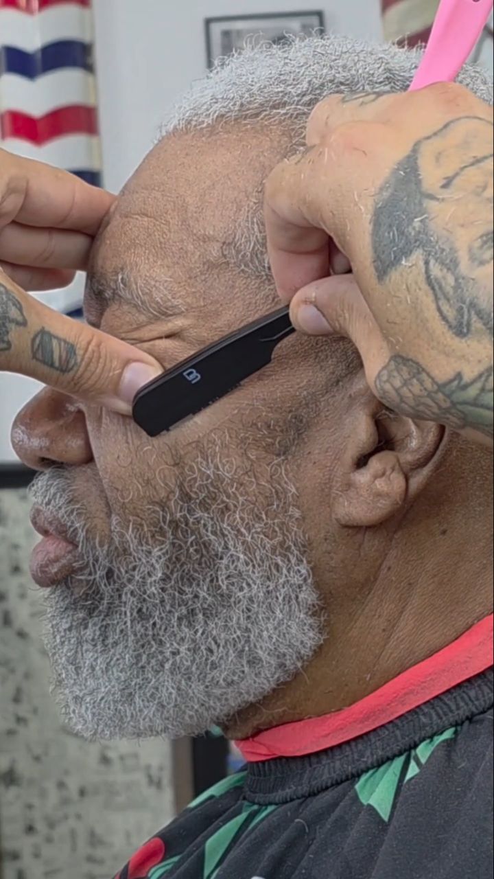 Instagram post by @frankdabarber for Barbershopconnect. Caption reads: Some razor work using my pink @lv3pro Milly Blade....