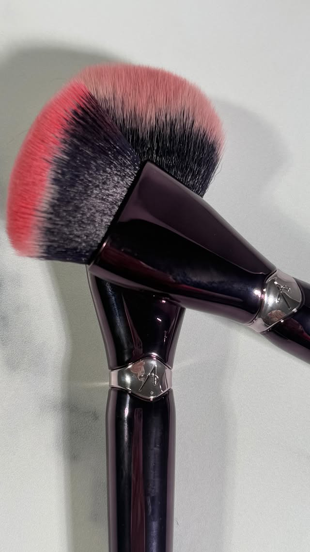 Instagram post by @beautybubble0326 for ANISA Beauty. Caption reads: @anisabeauty - #giftedbyanisabeauty . Multi Powder....