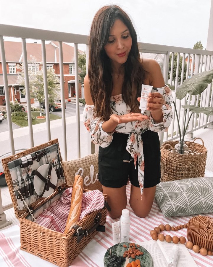 Instagram post by @themainmuse for Jean Coutu. Caption reads: Congrats @angelicadlr you are the giveaway winner....