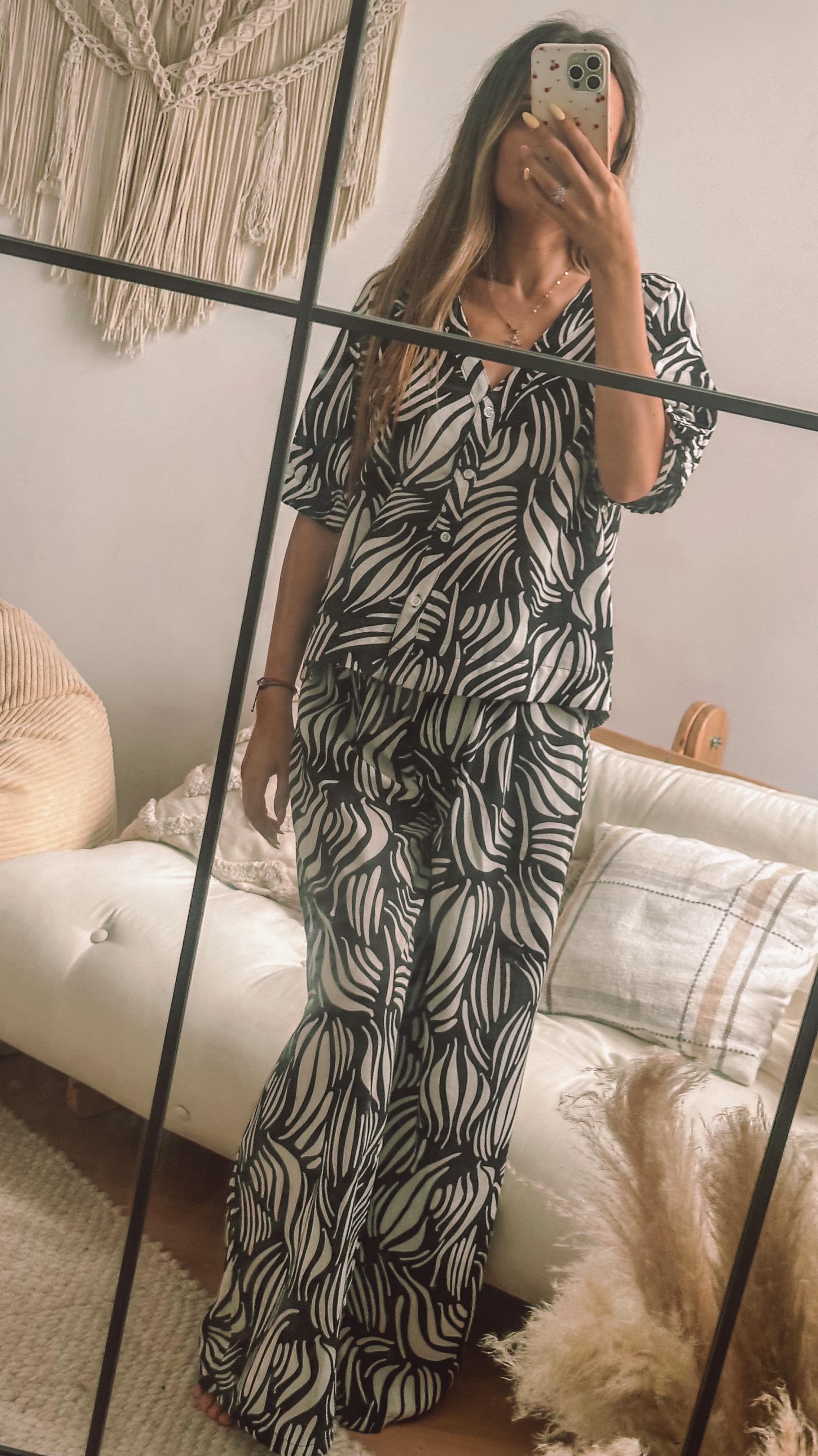 Instagram post by @magda_lene_ for Bonprix. Caption reads: Komplet @bonprix 

#bonprix #bonprixitsme....