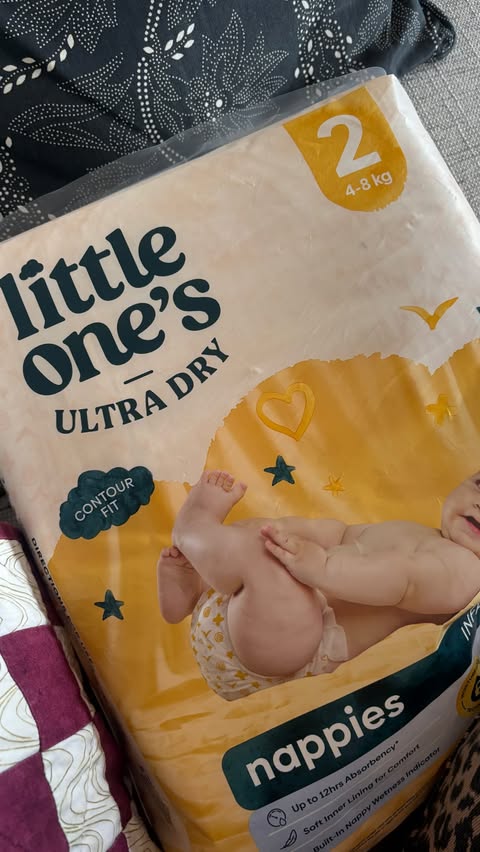 Instagram post by @lola_calistamon for Woolworths. Caption reads: [...] Little Ones nappies are available at....