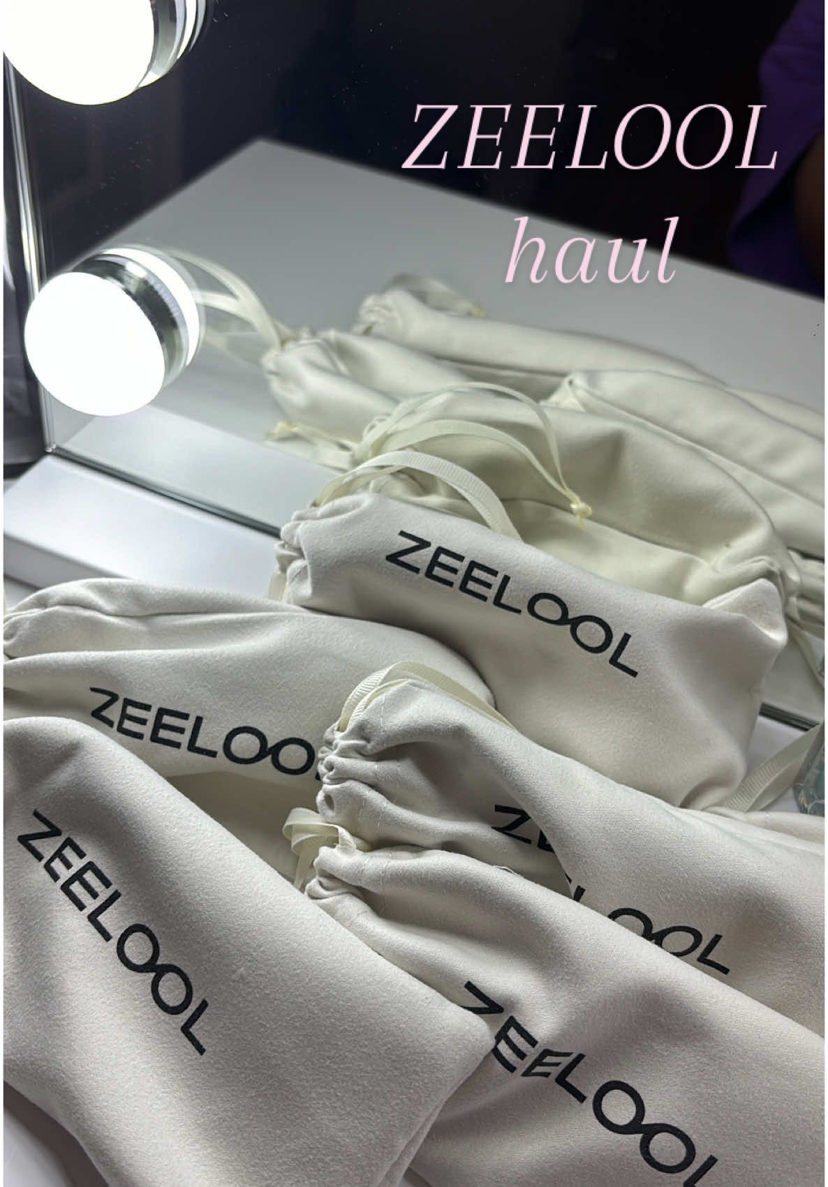 TikTok post by @_dariiannn for Zeelool. Caption reads: These made the fit look better!!😍@ZEELOOL Optical....