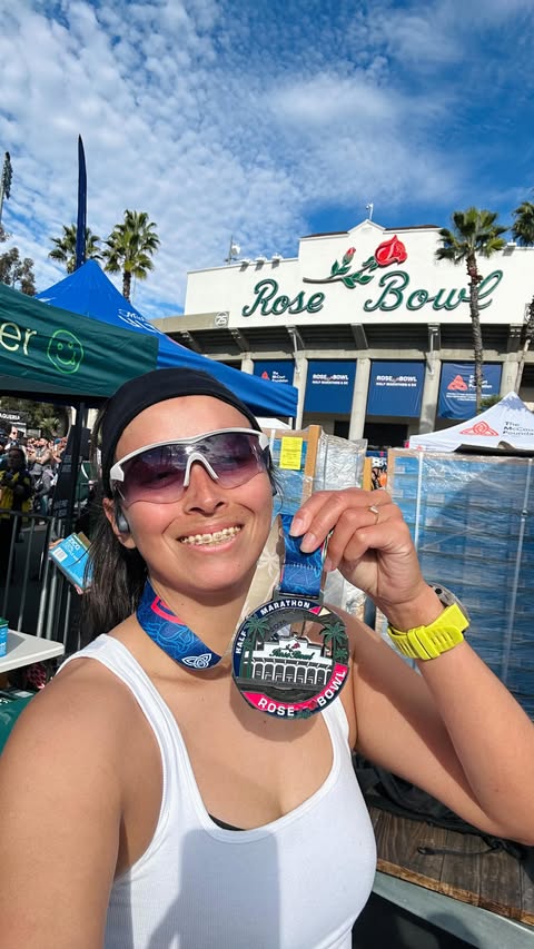 Instagram post by @wrenees for Altra Running. Caption reads: [...] @serenelusano and the support from....