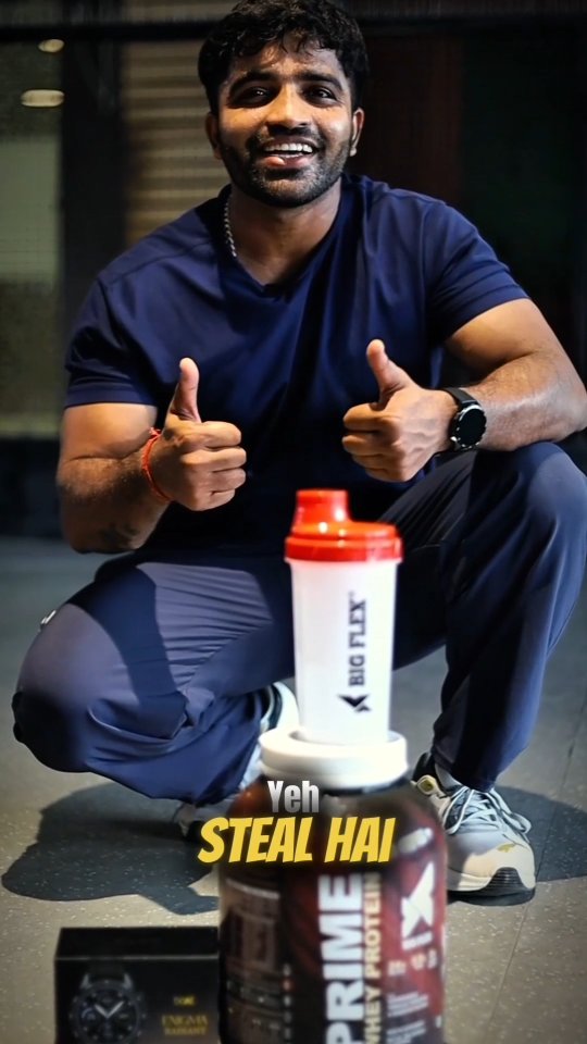 Instagram post by @sushantpalofficial for Big Flex - Sports Nutrition. Caption reads: *🌧️ MONSOON MEGA SALE IS HERE! 🌧️*
* Buy....