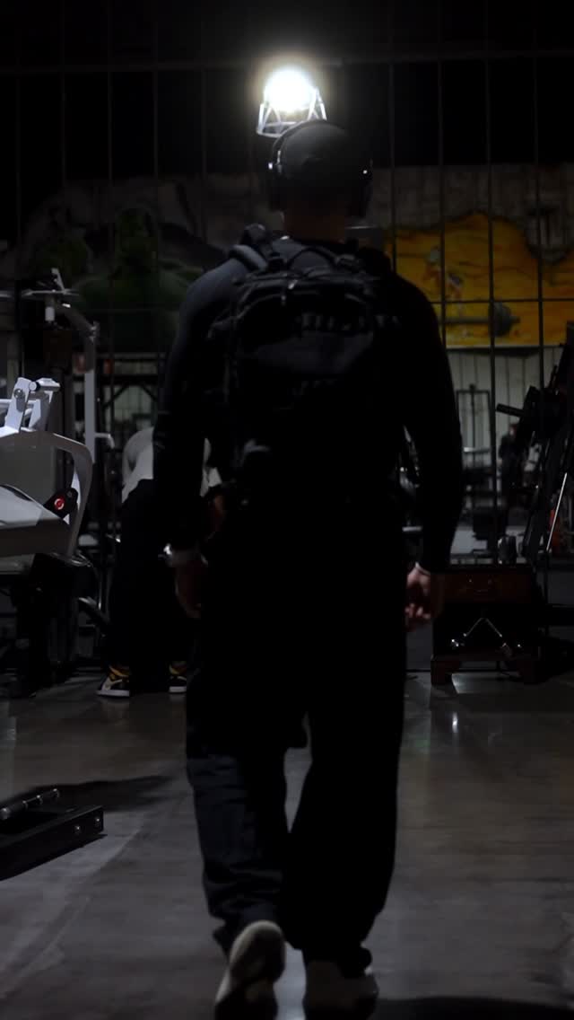 Instagram post by @joshuamaier_ for Esn. Caption reads: Motivation fades - Discipline stays.

@gymshark |....