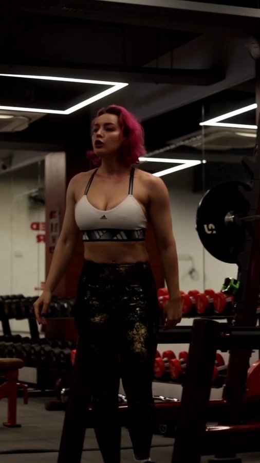 Instagram post by @ollyesse for Big Flex - Sports Nutrition. Caption reads: Discipline in workout and food!
The mantra for....