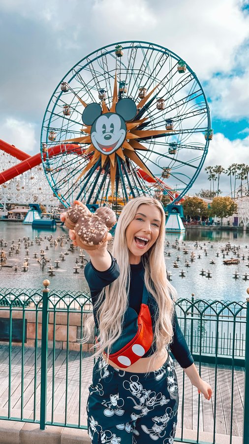 Instagram post by @noellefoley for Visit Anaheim. Caption reads: Rating everything I ate at Disney California....