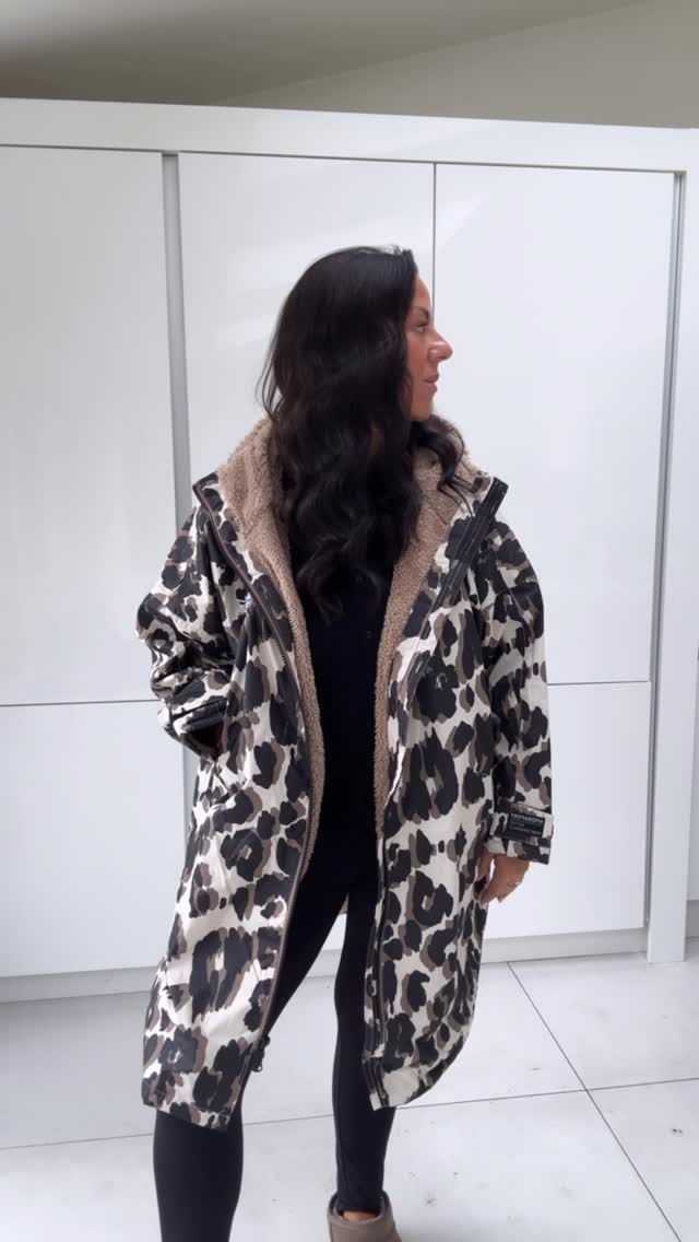 Instagram post by @the_modernmum for Regatta. Caption reads: Mum coat of dreams waterproof oversized and soft....