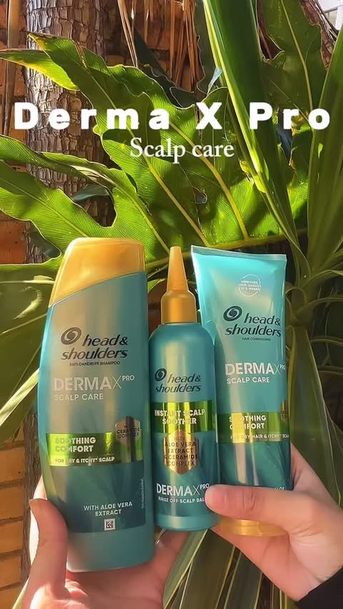 Instagram post by @rea.k.m for Beauty Bulletin. Caption reads: Listen I can wash my hair now and I’ll still have....