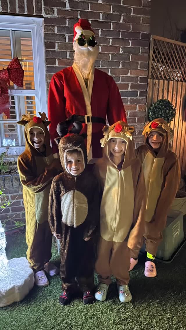 Instagram post by @mumma_to_triplet_girls for Smiffys. Caption reads: [...] house everyone is loving him! 

Outfits....