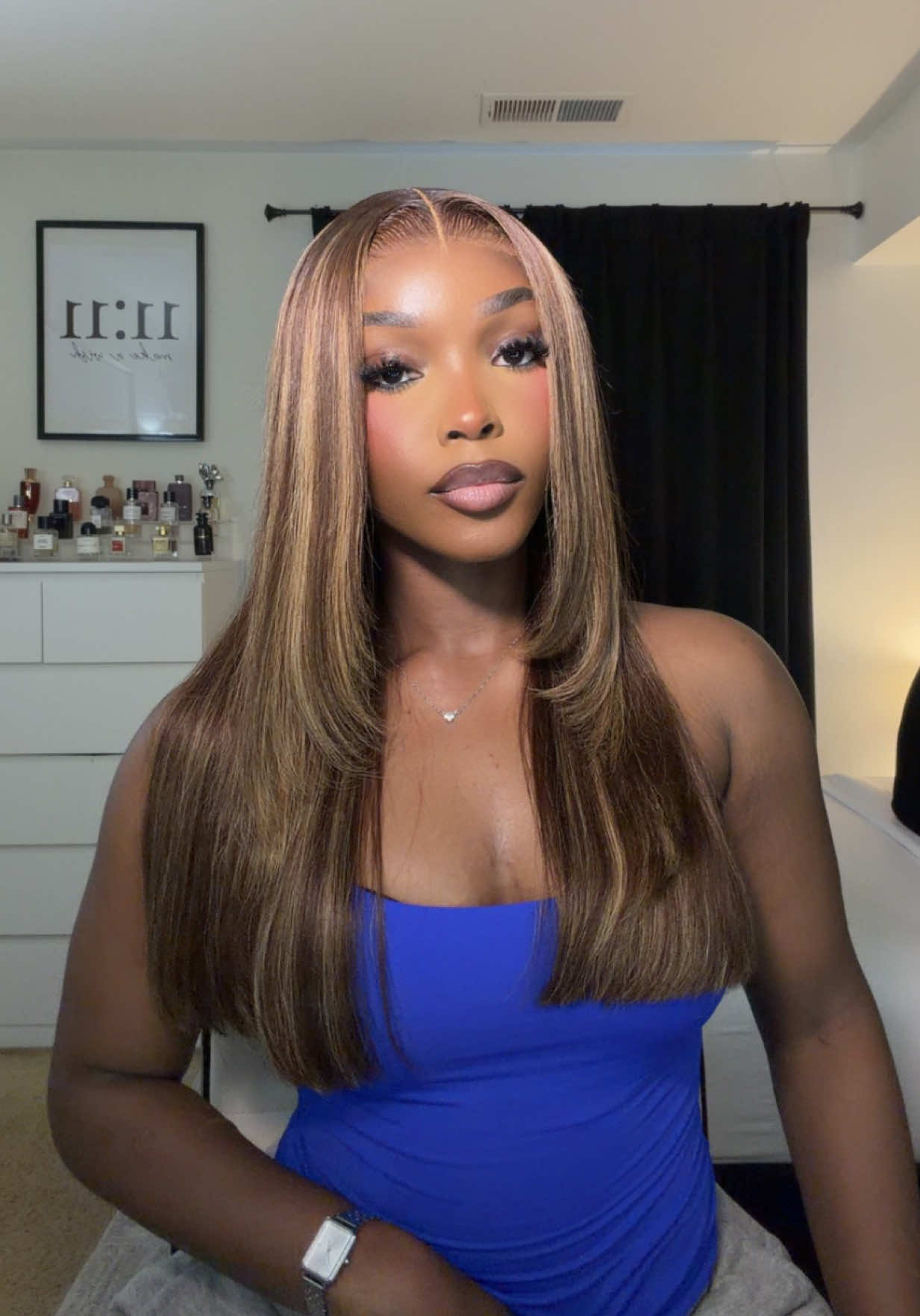 TikTok post by an influencer for Arabellahair. Caption reads: [...] the 🔗 in cart Hair from @Arabellahair....